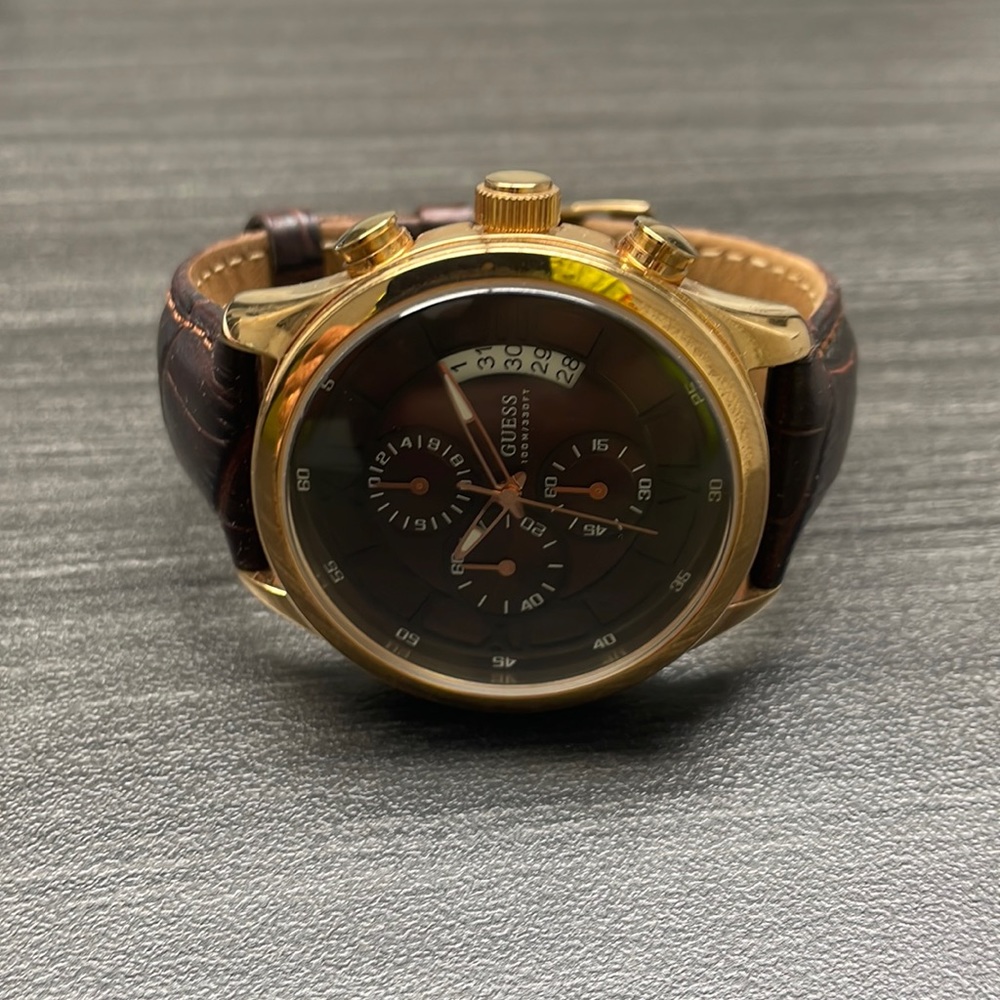 Leather band Guess watch
